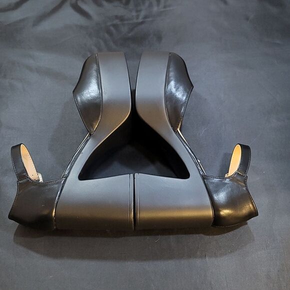 BRAND NEW MUDD BLOCK-HEEL ADJUSTABLE ANKLE STRAP SANDAL - Picture 9 of 16